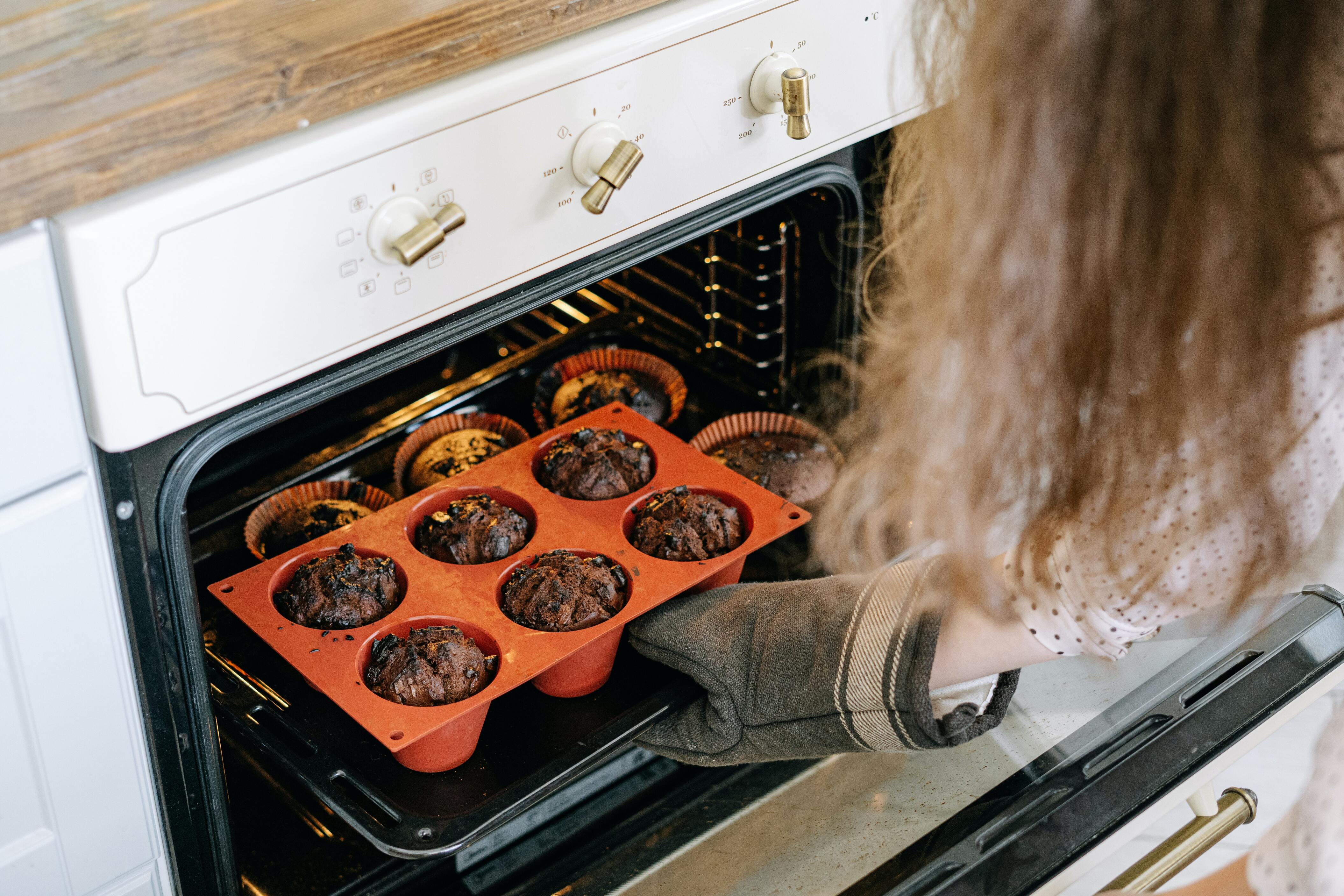 10 Best Ceramic Muffin Pans (2023 Reviews & Buying Guide) – Far